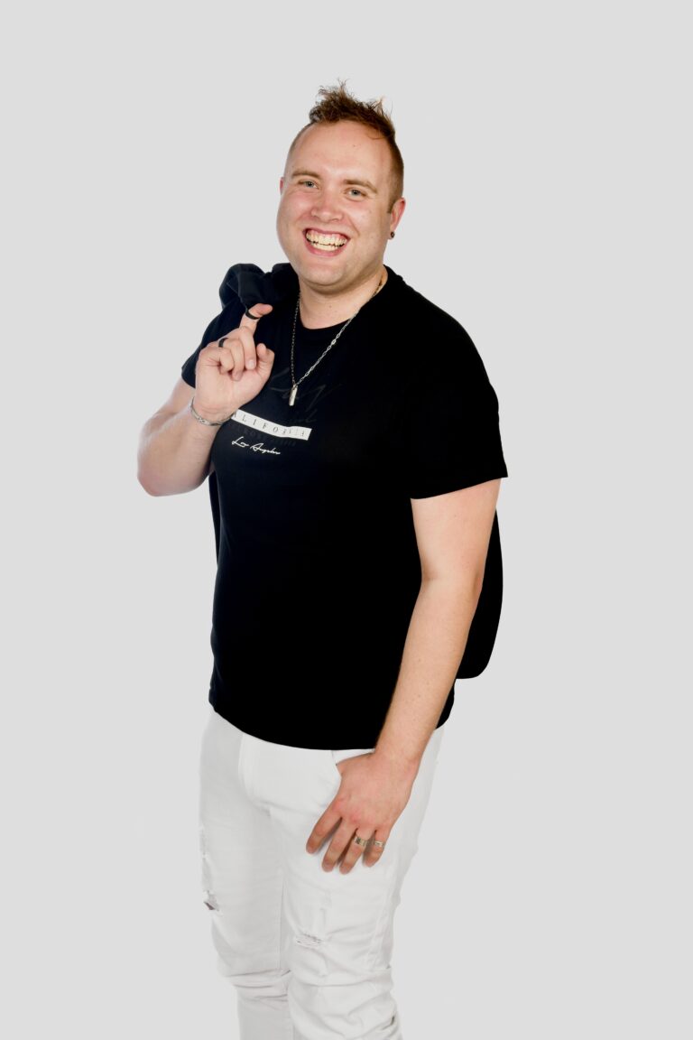 ALEXX modern